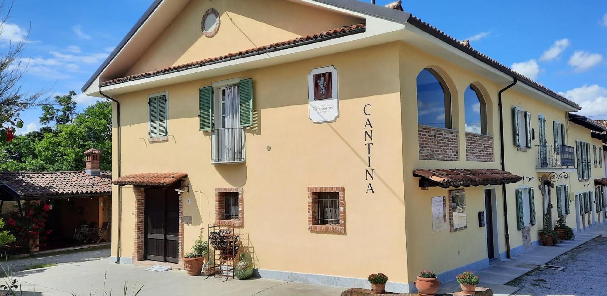 Ca Trifolera Barbaresco: Romantic Wine Estate in Langhe Exterior photo